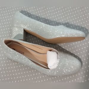 IDIFU Sparkling Silver Chunky Heels Size 8 - 8.5